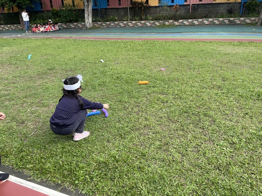 Minnie114.11.21主題活動-啄木鳥抓小蟲