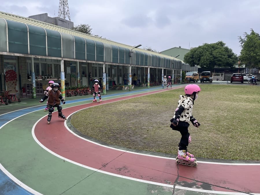 Minnie115.01.06大肌肉運動-直排輪