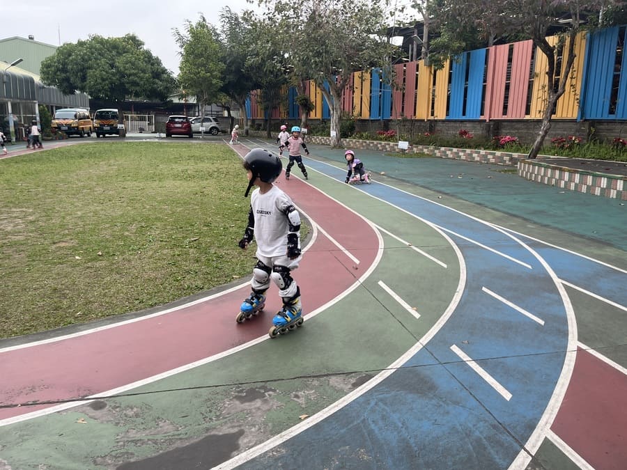 Minnie115.02.24大肌肉運動-直排輪