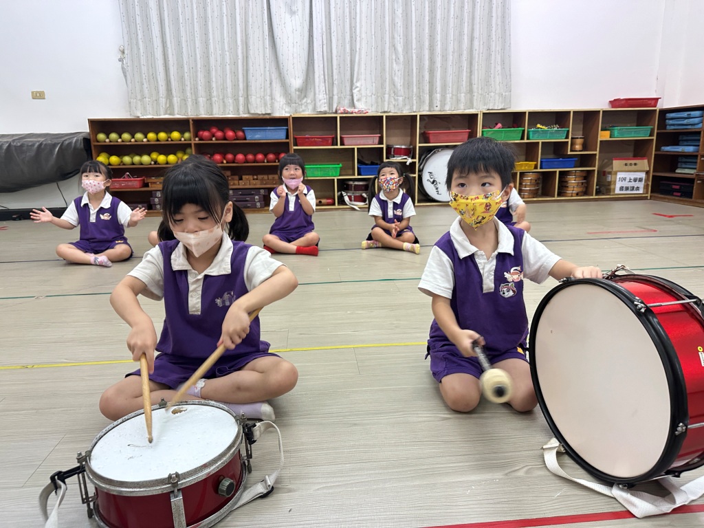 Snoopy114.09.07音樂遊戲-大鼓小鼓敲敲樂