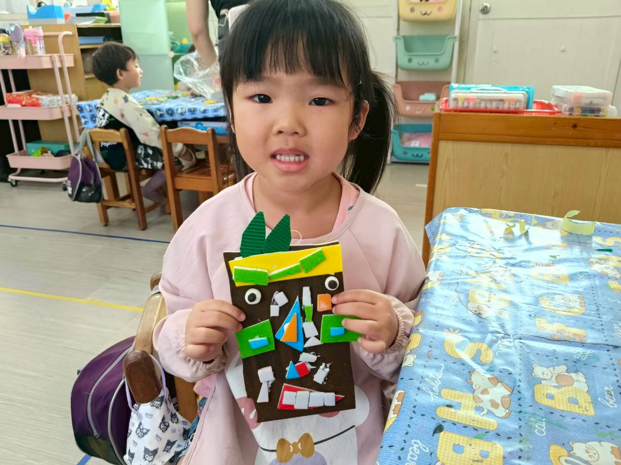 Winnie114.10.17美術創作~樹精靈