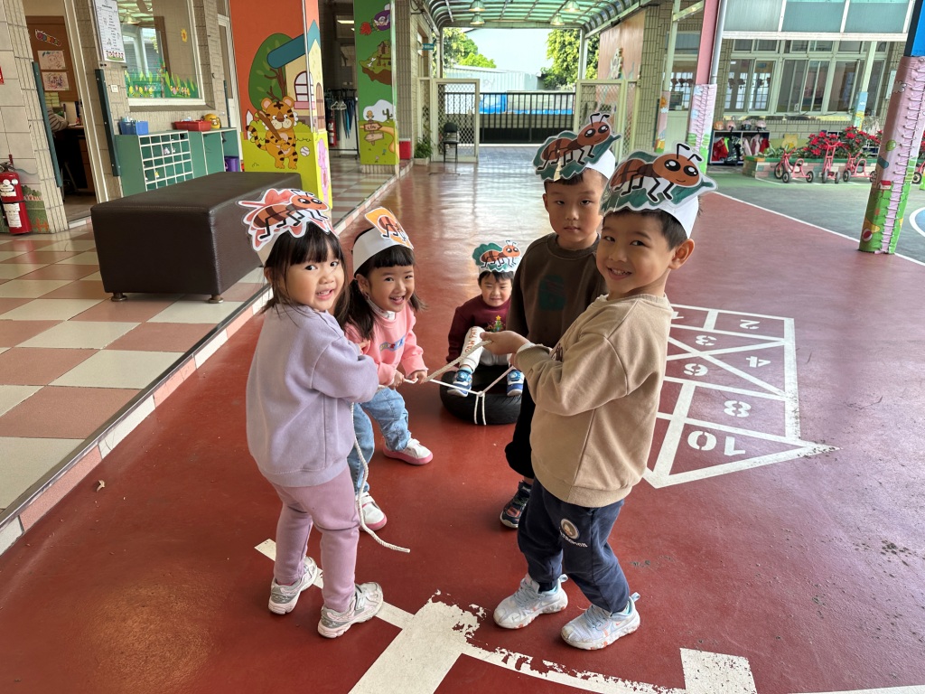 Snoopy115.03.13-主題-動物群兵(螞蟻群兵)