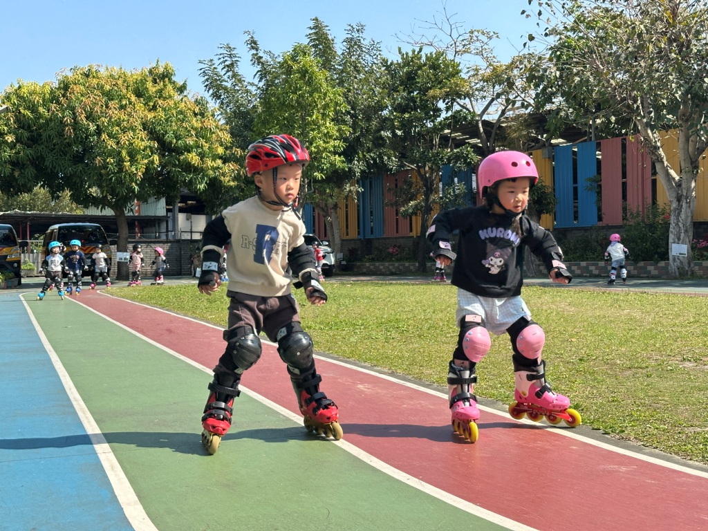 Snoopy115.03.17大肢體運動-直排輪