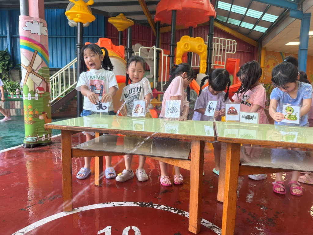 Snoopy115.06.18粽夏戲水闖關趣