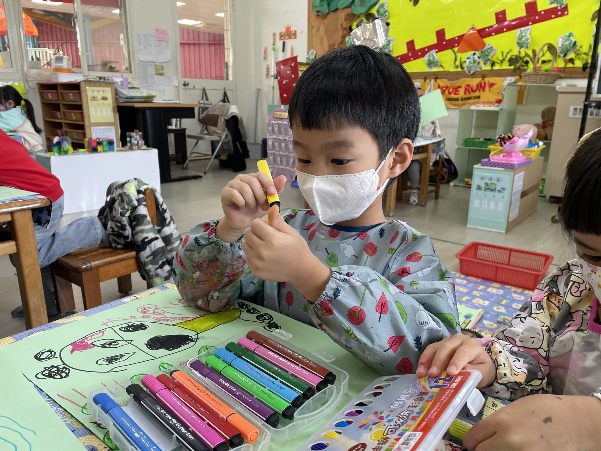 Poli1150109美感創作-長頸鹿