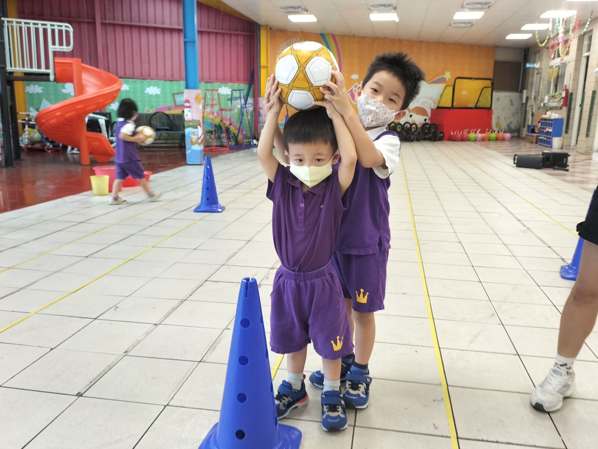 Yoyo-114.10.21晨間活動