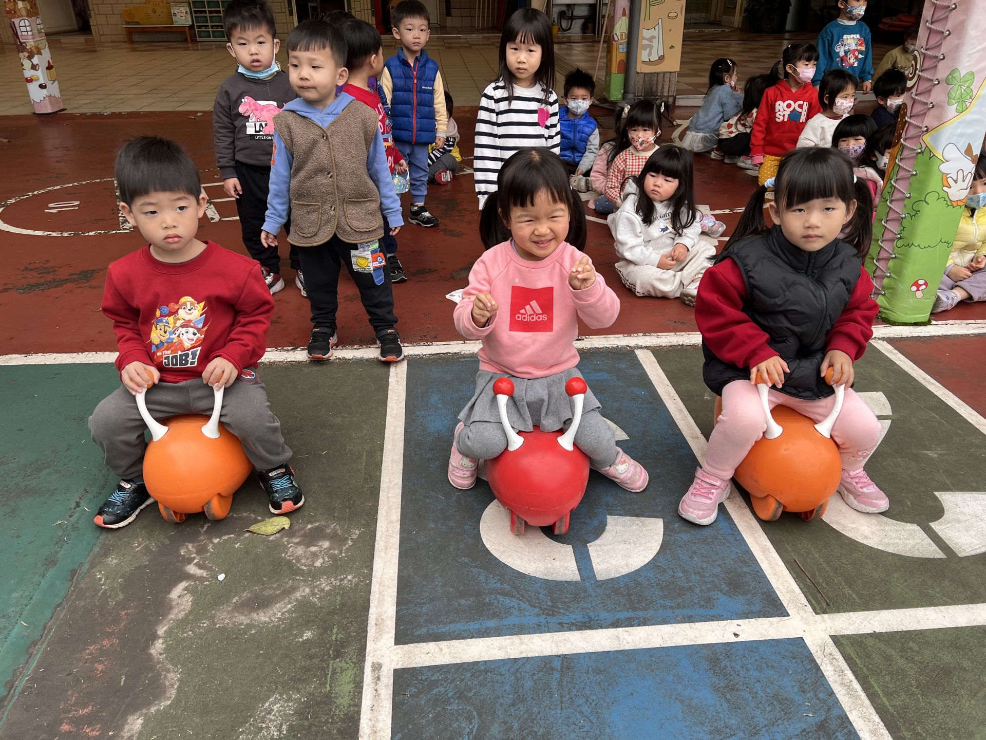 Yoyo-115.01.30晨操時間-豆豆車