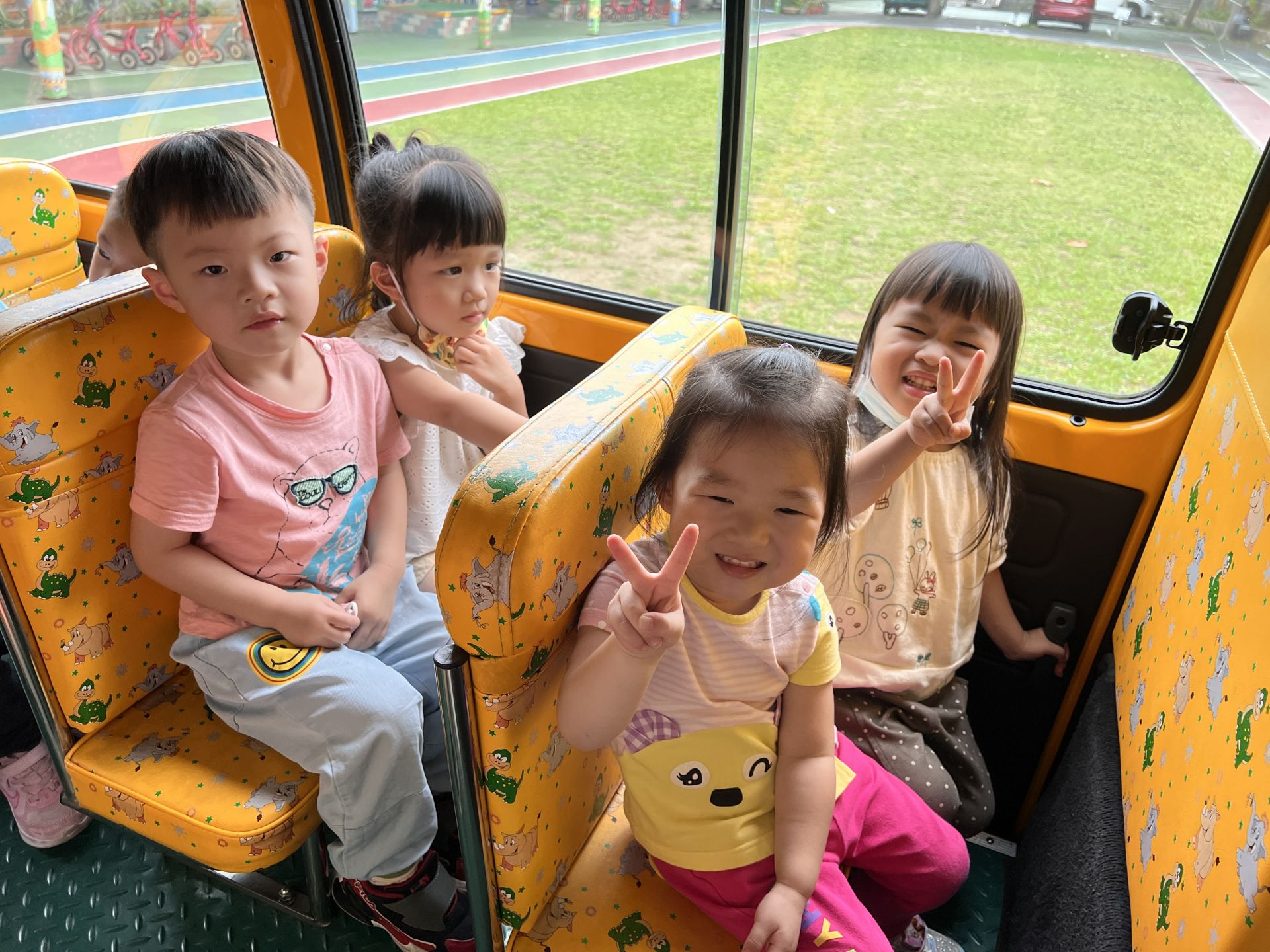 Yoyo-115.04.17娃娃車宣導